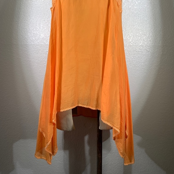 Johnny Was Rayon Square Eyelet Tank Size S NWT - Picture 2 of 8